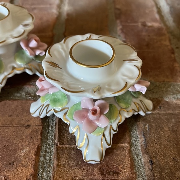 Vtg Alka Porcelain Roses Gold Trimmed Candlestick Holders - Picture 2 of 6